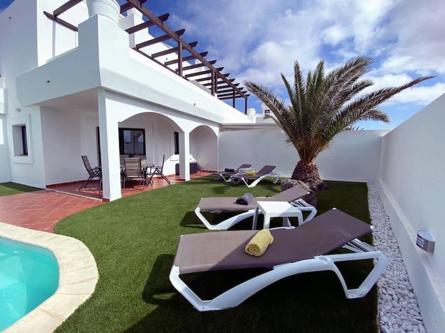 Villa Nina 'Luxury Villa In The Sun' コラレホ エクステリア 写真